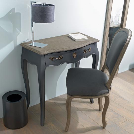 klasicky elegantny pisaci stol konzolovy stolik sedo modry obciansky mediteransky luxusny zdobeny barokovy luxusny mosadznymi uchytkami tmava predsien chodba nabytok.jpg